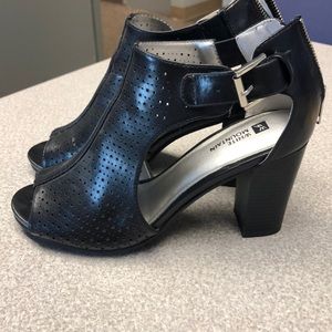 Black open toe pumps